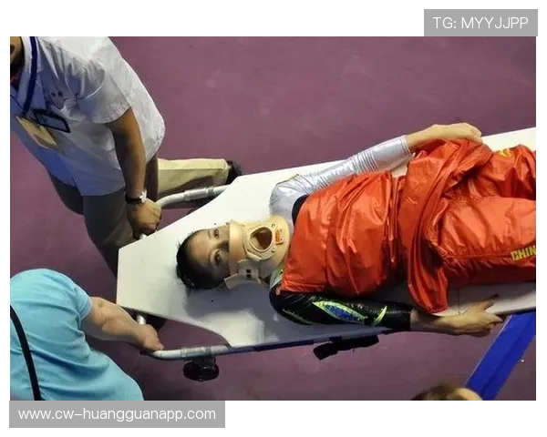 吴柳芳穿得比赛场上还豪气，这身价到底开挂了？