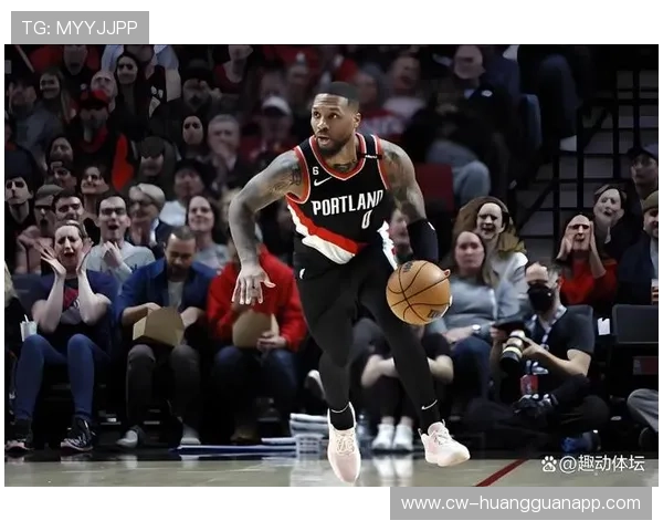 利拉德利用挡拆拉开空间提升三分效率，改变开拓者进攻节奏