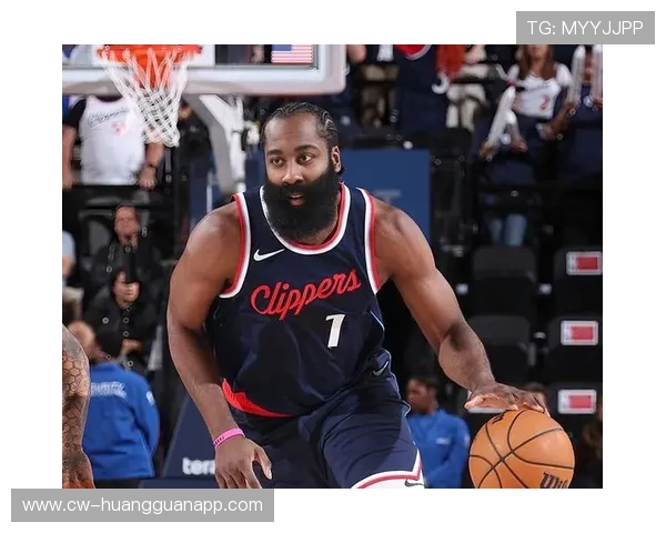 戈贝尔挡拆吸引防守助攻率提升，中锋角色攻防转换更高效